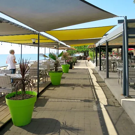 Mini 4-6 Personnes By Interhome *
